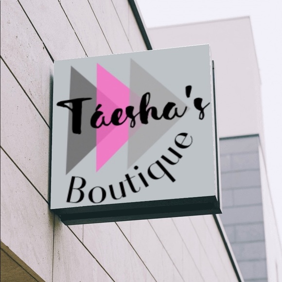 Meet your Posher, Táesha’s Boutique - Picture 1 of 2